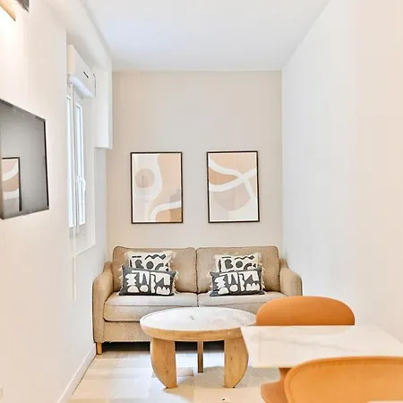 Apartament Cozy And Convenient In Asnieres-sur-seine-v